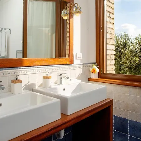 坎迪克圣弗朗西斯ii农庄酒店 农家乐 Palazzo (Umbria)